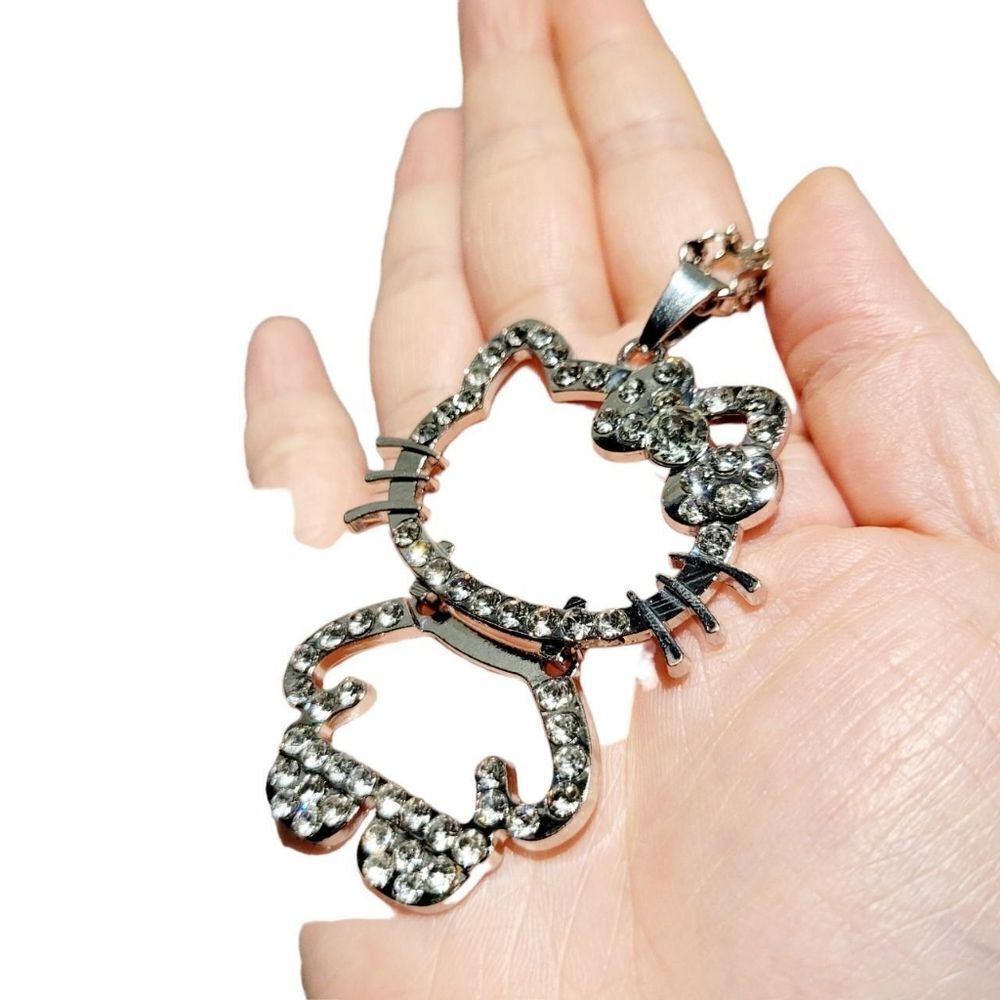 Brand New Silver Rhinestone Hello Kitty Necklace - Picture 3 of 7